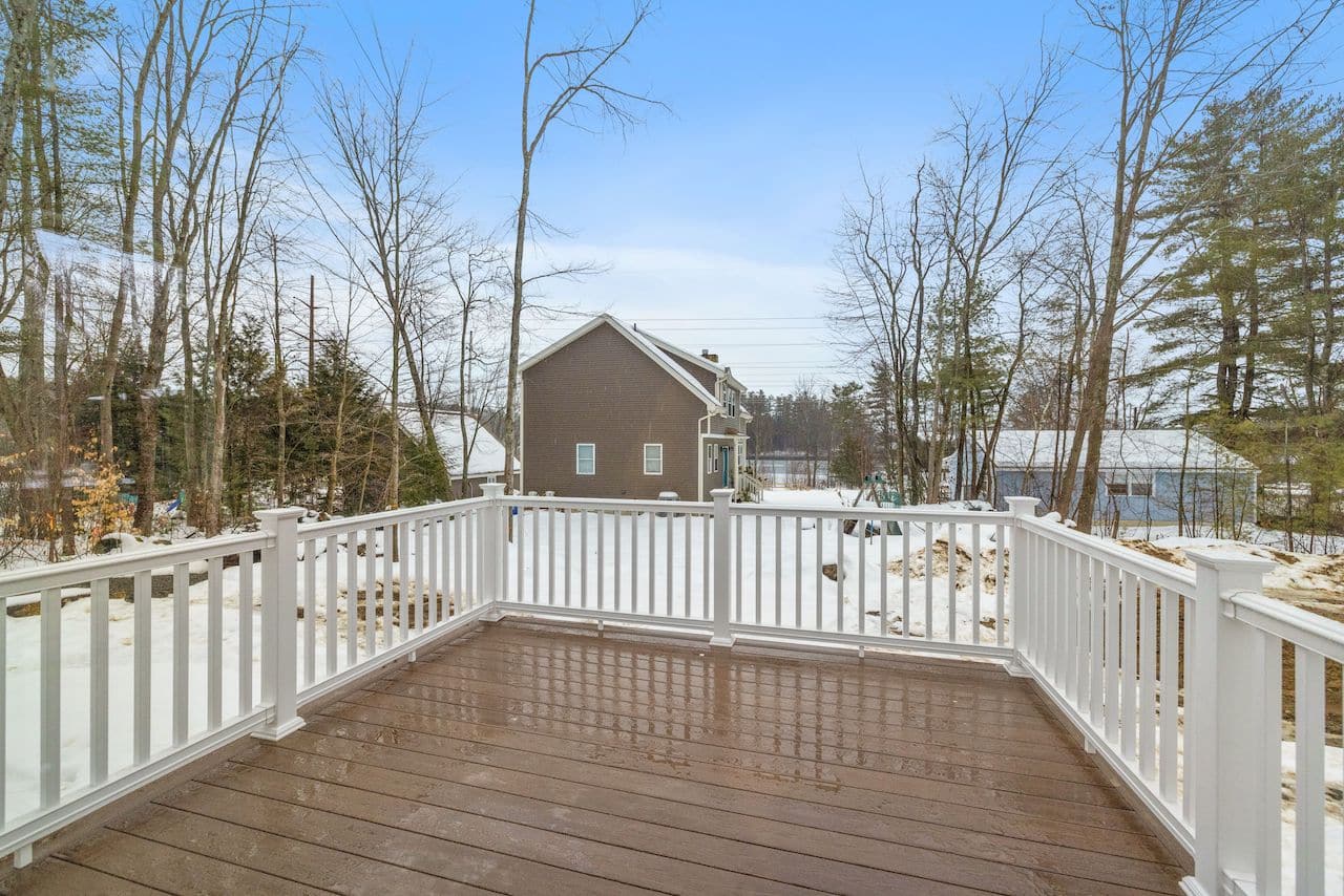 deck builder dartmouth ma